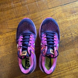 Nike Zoom Structure 20 Sneakers